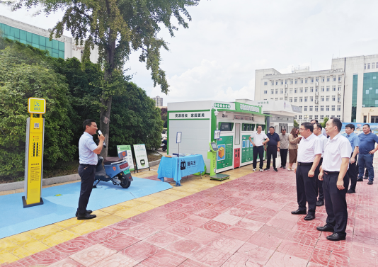 貓先生電動(dòng)車無(wú)線充電樁合作，垃圾分類設(shè)備廠家